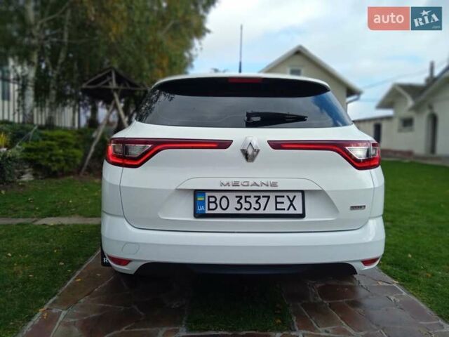 Белый Рено Меган, объемом двигателя 1.46 л и пробегом 251 тыс. км за 12400 $, фото 1 на Automoto.ua
