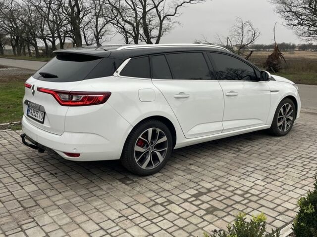 Белый Рено Меган, объемом двигателя 1.5 л и пробегом 200 тыс. км за 11500 $, фото 4 на Automoto.ua