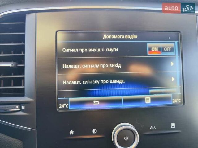 Белый Рено Меган, объемом двигателя 1.46 л и пробегом 200 тыс. км за 11999 $, фото 50 на Automoto.ua