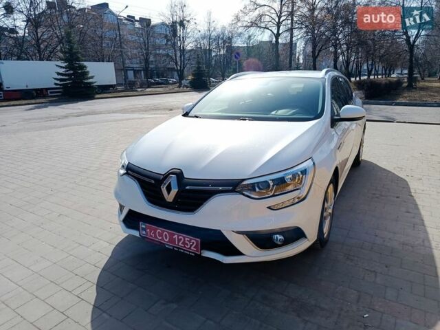 Белый Рено Меган, объемом двигателя 1.5 л и пробегом 242 тыс. км за 11350 $, фото 2 на Automoto.ua
