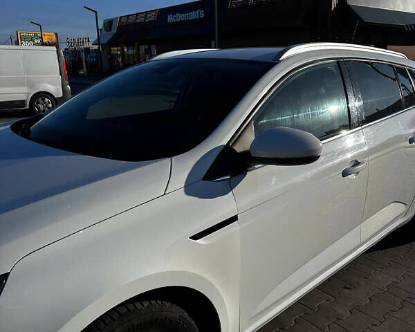 Білий Рено Меган, об'ємом двигуна 1.46 л та пробігом 257 тис. км за 13500 $, фото 6 на Automoto.ua