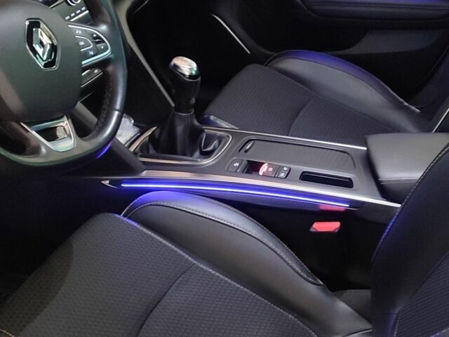 Белый Рено Меган, объемом двигателя 0 л и пробегом 248 тыс. км за 12999 $, фото 11 на Automoto.ua