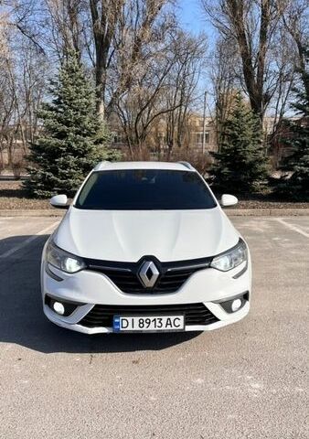 Білий Рено Меган, об'ємом двигуна 1.5 л та пробігом 271 тис. км за 11300 $, фото 5 на Automoto.ua