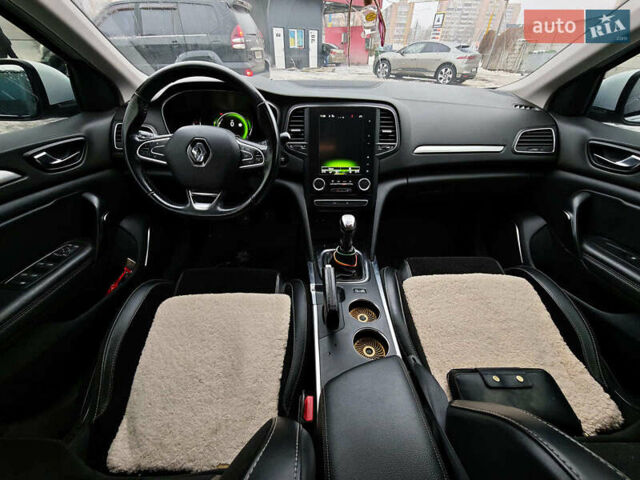 Білий Рено Меган, об'ємом двигуна 1.5 л та пробігом 236 тис. км за 12590 $, фото 16 на Automoto.ua