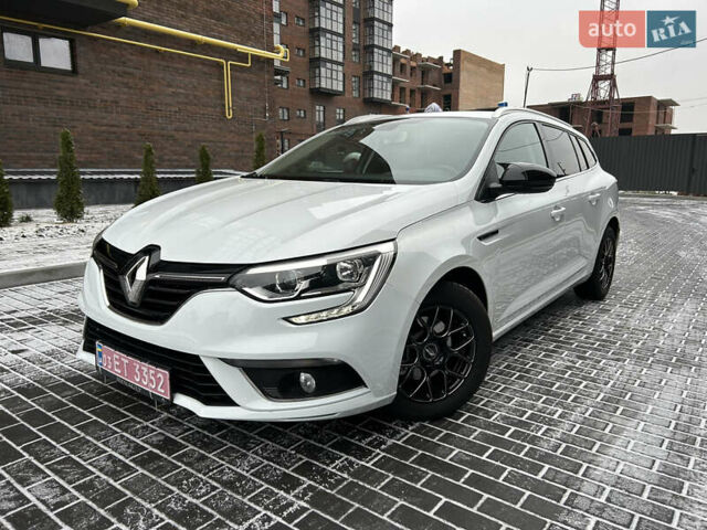 Белый Рено Меган, объемом двигателя 1.5 л и пробегом 209 тыс. км за 12800 $, фото 171 на Automoto.ua