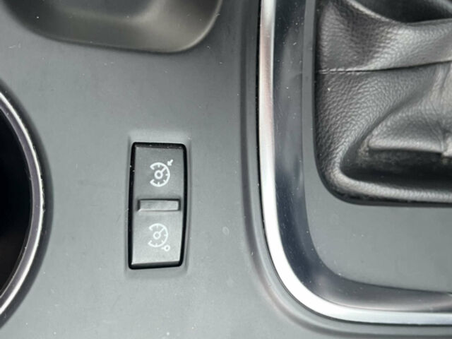 Білий Рено Меган, об'ємом двигуна 1.46 л та пробігом 249 тис. км за 10999 $, фото 23 на Automoto.ua