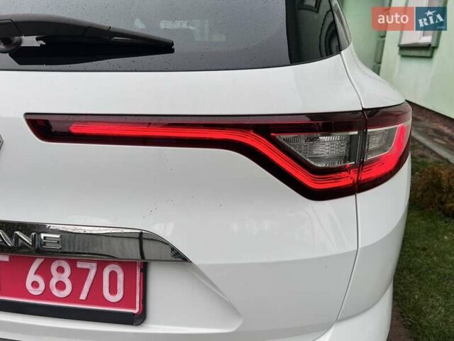 Белый Рено Меган, объемом двигателя 1.5 л и пробегом 208 тыс. км за 14300 $, фото 7 на Automoto.ua