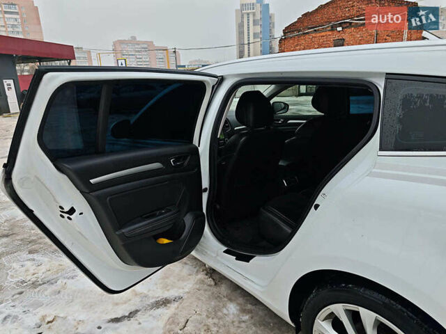 Білий Рено Меган, об'ємом двигуна 1.5 л та пробігом 236 тис. км за 12590 $, фото 15 на Automoto.ua