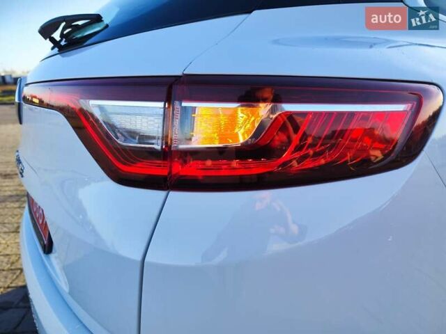 Белый Рено Меган, объемом двигателя 1.46 л и пробегом 200 тыс. км за 11999 $, фото 25 на Automoto.ua