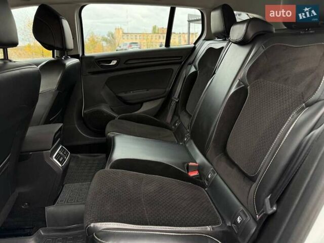 Белый Рено Меган, объемом двигателя 1.46 л и пробегом 195 тыс. км за 12900 $, фото 22 на Automoto.ua