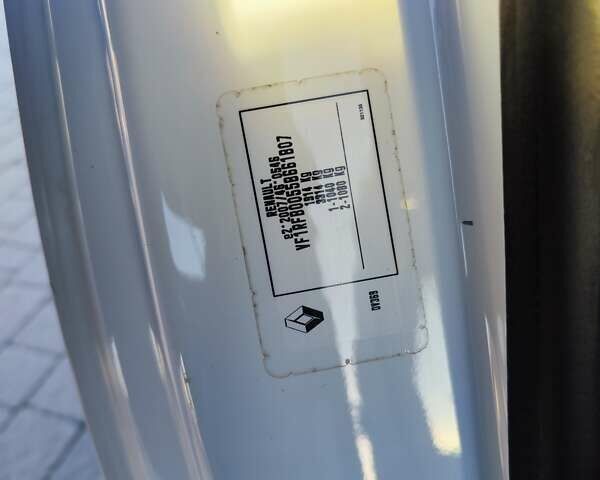 Белый Рено Меган, объемом двигателя 1.46 л и пробегом 200 тыс. км за 11999 $, фото 39 на Automoto.ua