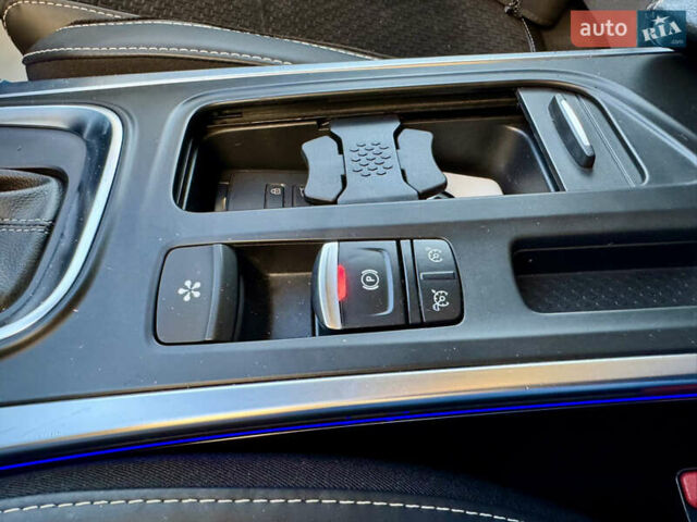 Білий Рено Меган, об'ємом двигуна 1.46 л та пробігом 185 тис. км за 15600 $, фото 41 на Automoto.ua