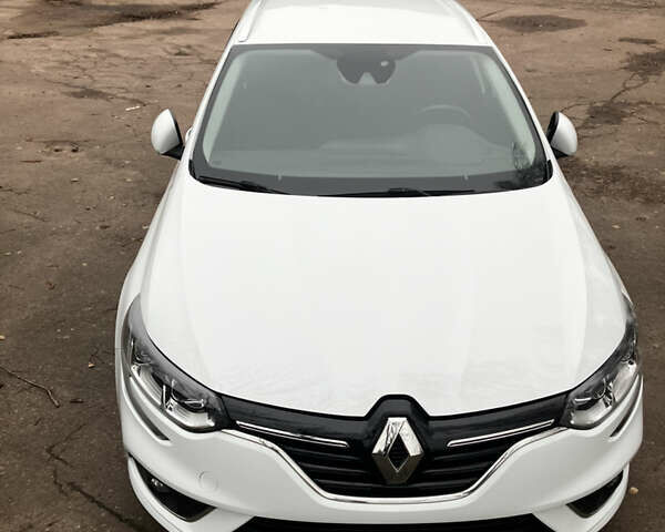 Белый Рено Меган, объемом двигателя 1.5 л и пробегом 213 тыс. км за 9999 $, фото 28 на Automoto.ua