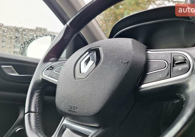 Білий Рено Меган, об'ємом двигуна 1.5 л та пробігом 150 тис. км за 13990 $, фото 109 на Automoto.ua