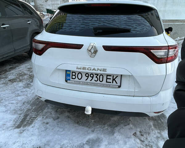 Белый Рено Меган, объемом двигателя 1.46 л и пробегом 192 тыс. км за 11500 $, фото 7 на Automoto.ua