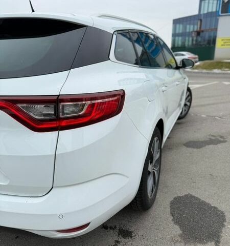 Белый Рено Меган, объемом двигателя 1.46 л и пробегом 290 тыс. км за 12300 $, фото 38 на Automoto.ua