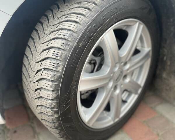 Белый Рено Меган, объемом двигателя 1.46 л и пробегом 194 тыс. км за 15850 $, фото 23 на Automoto.ua