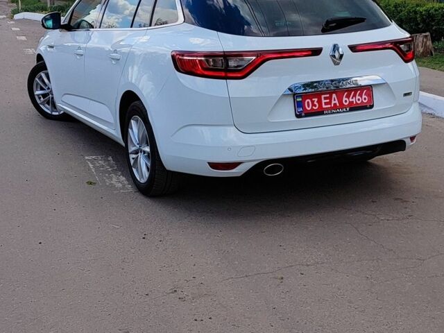 Белый Рено Меган, объемом двигателя 0 л и пробегом 248 тыс. км за 12999 $, фото 6 на Automoto.ua