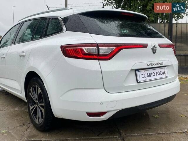 Белый Рено Меган, объемом двигателя 1.46 л и пробегом 197 тыс. км за 12490 $, фото 7 на Automoto.ua