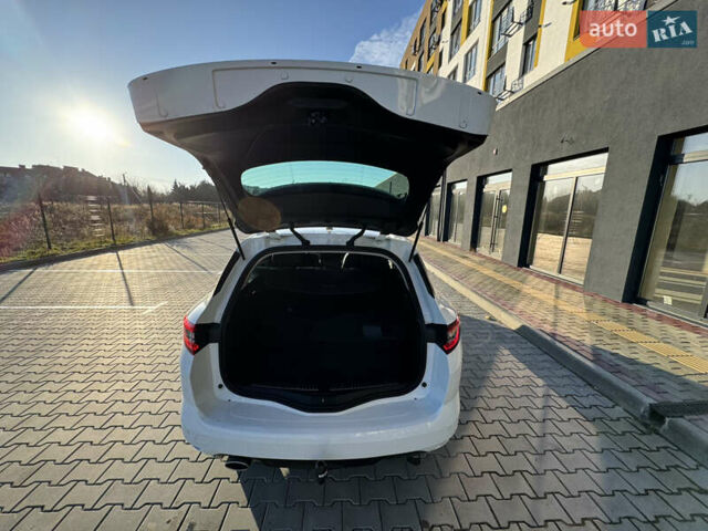 Білий Рено Меган, об'ємом двигуна 1.46 л та пробігом 185 тис. км за 15600 $, фото 11 на Automoto.ua