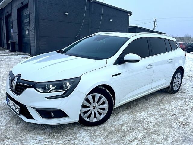 Білий Рено Меган, об'ємом двигуна 1.5 л та пробігом 28900 тис. км за 11200 $, фото 2 на Automoto.ua