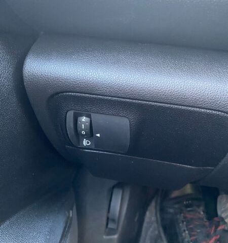 Білий Рено Меган, об'ємом двигуна 1.5 л та пробігом 297 тис. км за 9999 $, фото 17 на Automoto.ua