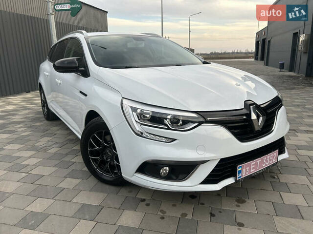 Белый Рено Меган, объемом двигателя 1.5 л и пробегом 209 тыс. км за 12399 $, фото 124 на Automoto.ua