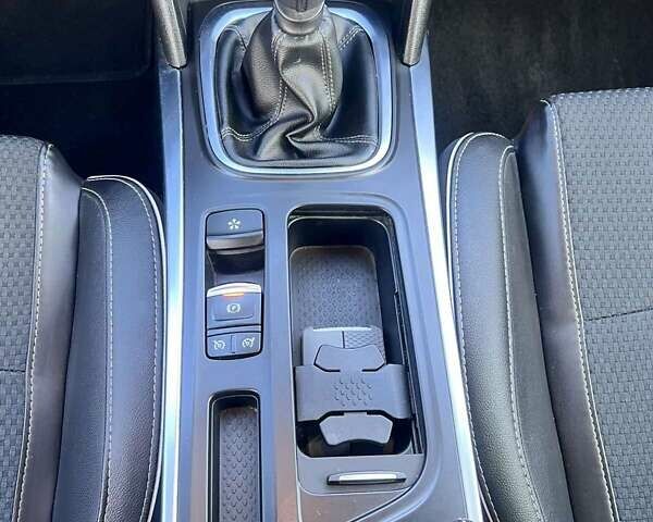 Білий Рено Меган, об'ємом двигуна 1.5 л та пробігом 208 тис. км за 13999 $, фото 14 на Automoto.ua