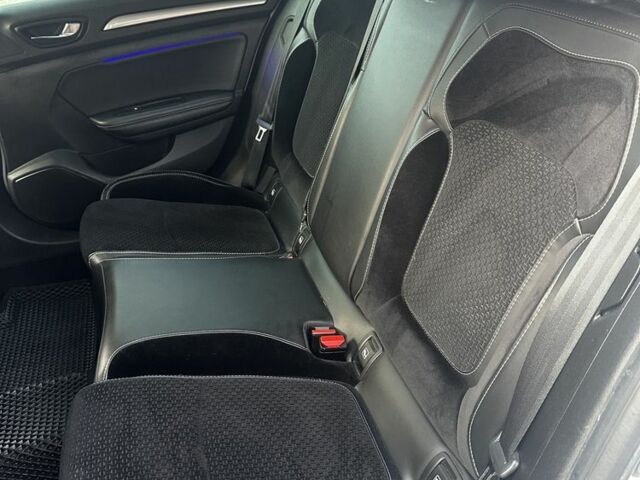 Белый Рено Меган, объемом двигателя 1.6 л и пробегом 195 тыс. км за 11800 $, фото 14 на Automoto.ua