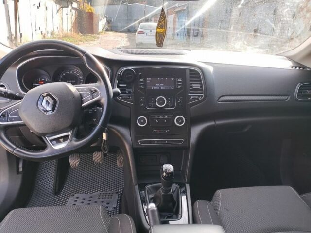 Білий Рено Меган, об'ємом двигуна 1.5 л та пробігом 243 тис. км за 11500 $, фото 4 на Automoto.ua