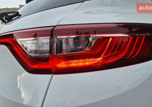 Белый Рено Меган, объемом двигателя 1.5 л и пробегом 150 тыс. км за 14290 $, фото 21 на Automoto.ua