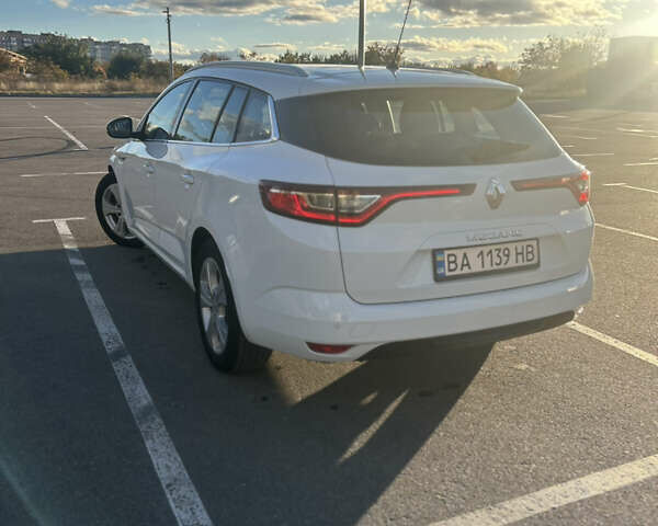 Білий Рено Меган, об'ємом двигуна 1.46 л та пробігом 228 тис. км за 11000 $, фото 5 на Automoto.ua