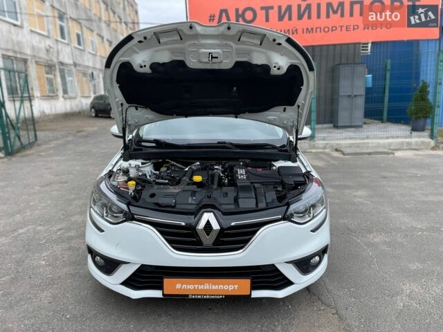 Білий Рено Меган, об'ємом двигуна 1.46 л та пробігом 196 тис. км за 11000 $, фото 56 на Automoto.ua