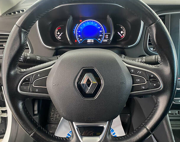 Білий Рено Меган, об'ємом двигуна 1.46 л та пробігом 91 тис. км за 16750 $, фото 7 на Automoto.ua