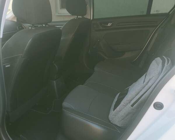 Білий Рено Меган, об'ємом двигуна 1.5 л та пробігом 240 тис. км за 12200 $, фото 4 на Automoto.ua