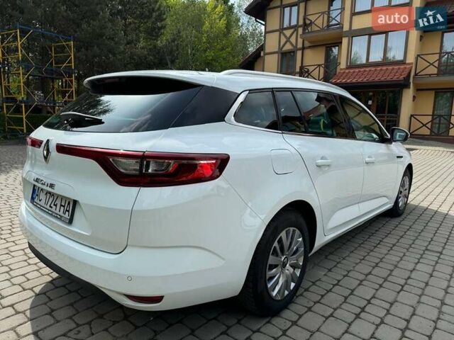 Белый Рено Меган, объемом двигателя 1.5 л и пробегом 210 тыс. км за 12000 $, фото 5 на Automoto.ua