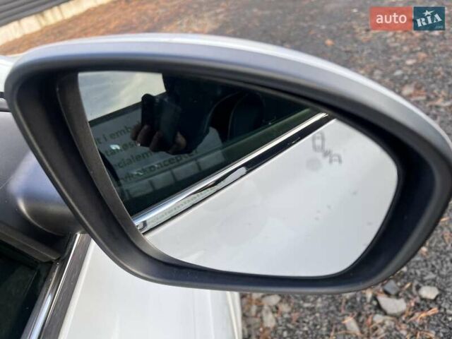 Білий Рено Меган, об'ємом двигуна 1.5 л та пробігом 208 тис. км за 13999 $, фото 40 на Automoto.ua