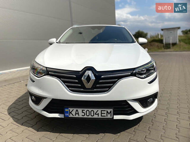 Белый Рено Меган, объемом двигателя 1.5 л и пробегом 239 тыс. км за 12300 $, фото 1 на Automoto.ua