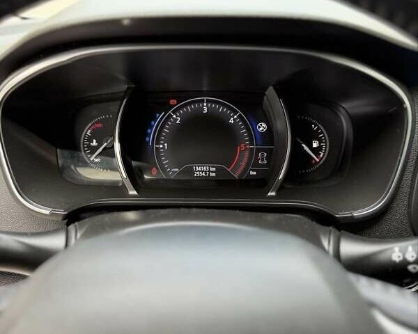Белый Рено Меган, объемом двигателя 1.46 л и пробегом 139 тыс. км за 14650 $, фото 16 на Automoto.ua