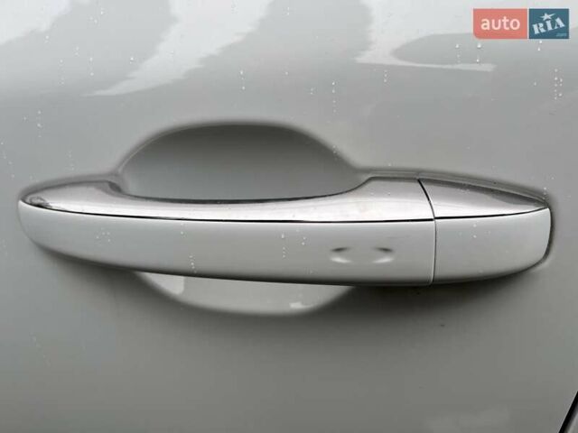Белый Рено Меган, объемом двигателя 1.5 л и пробегом 208 тыс. км за 14300 $, фото 6 на Automoto.ua