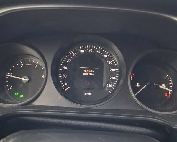 Білий Рено Меган, об'ємом двигуна 1.5 л та пробігом 176 тис. км за 10700 $, фото 12 на Automoto.ua