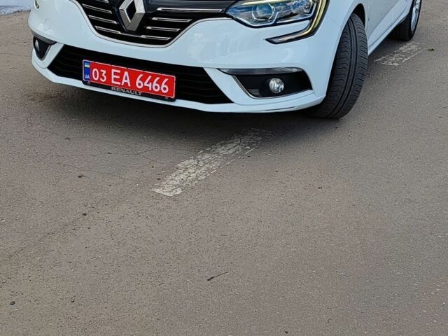 Белый Рено Меган, объемом двигателя 0 л и пробегом 248 тыс. км за 13100 $, фото 2 на Automoto.ua