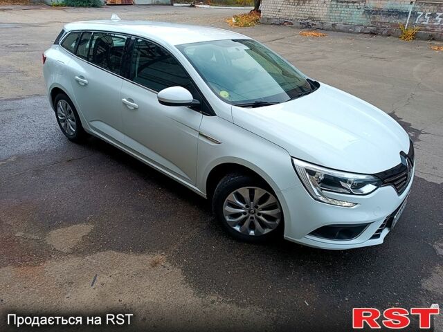 Белый Рено Меган, объемом двигателя 1.5 л и пробегом 190 тыс. км за 11500 $, фото 1 на Automoto.ua