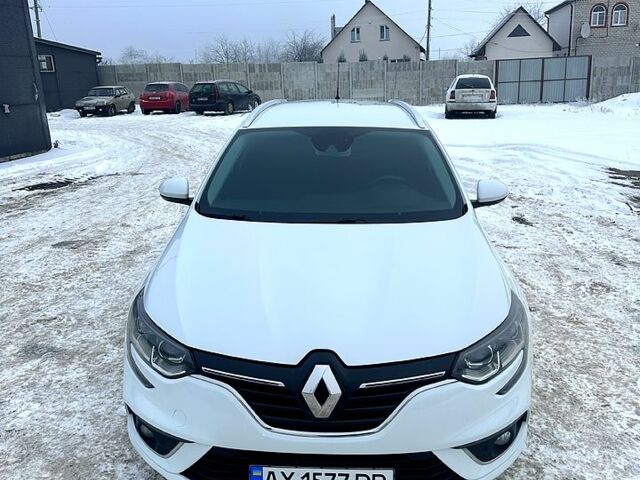 Білий Рено Меган, об'ємом двигуна 1.5 л та пробігом 28900 тис. км за 11200 $, фото 5 на Automoto.ua