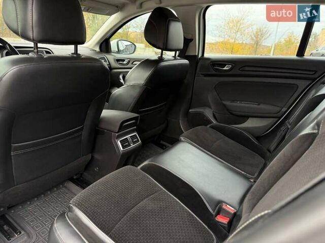 Білий Рено Меган, об'ємом двигуна 1.46 л та пробігом 195 тис. км за 12900 $, фото 24 на Automoto.ua