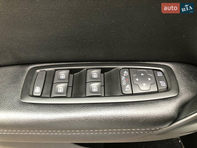 Белый Рено Меган, объемом двигателя 1.5 л и пробегом 150 тыс. км за 14290 $, фото 105 на Automoto.ua