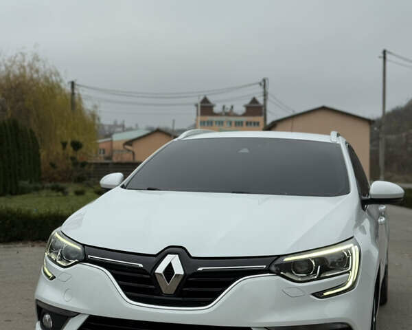 Білий Рено Меган, об'ємом двигуна 1.5 л та пробігом 125 тис. км за 14200 $, фото 5 на Automoto.ua