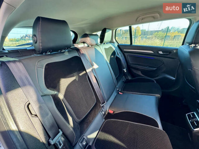 Білий Рено Меган, об'ємом двигуна 1.46 л та пробігом 185 тис. км за 15600 $, фото 30 на Automoto.ua