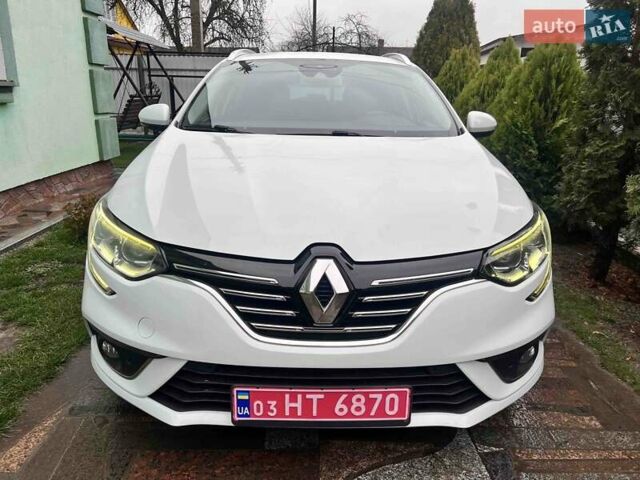 Белый Рено Меган, объемом двигателя 1.5 л и пробегом 208 тыс. км за 14300 $, фото 1 на Automoto.ua