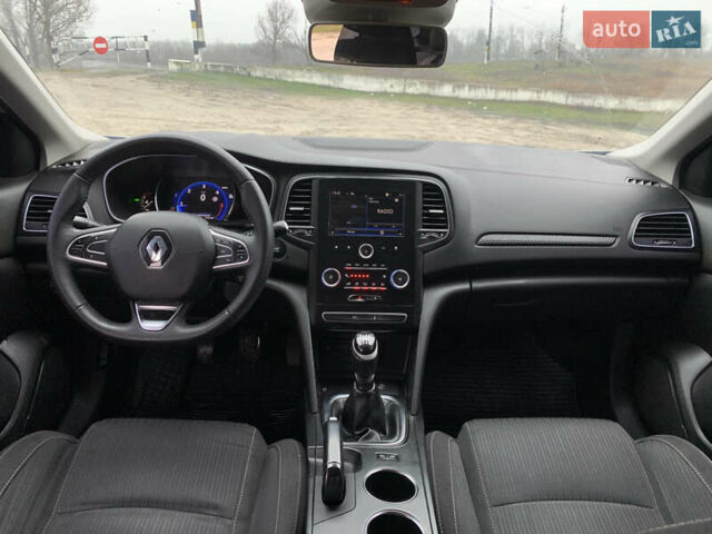 Білий Рено Меган, об'ємом двигуна 1.46 л та пробігом 289 тис. км за 10500 $, фото 7 на Automoto.ua